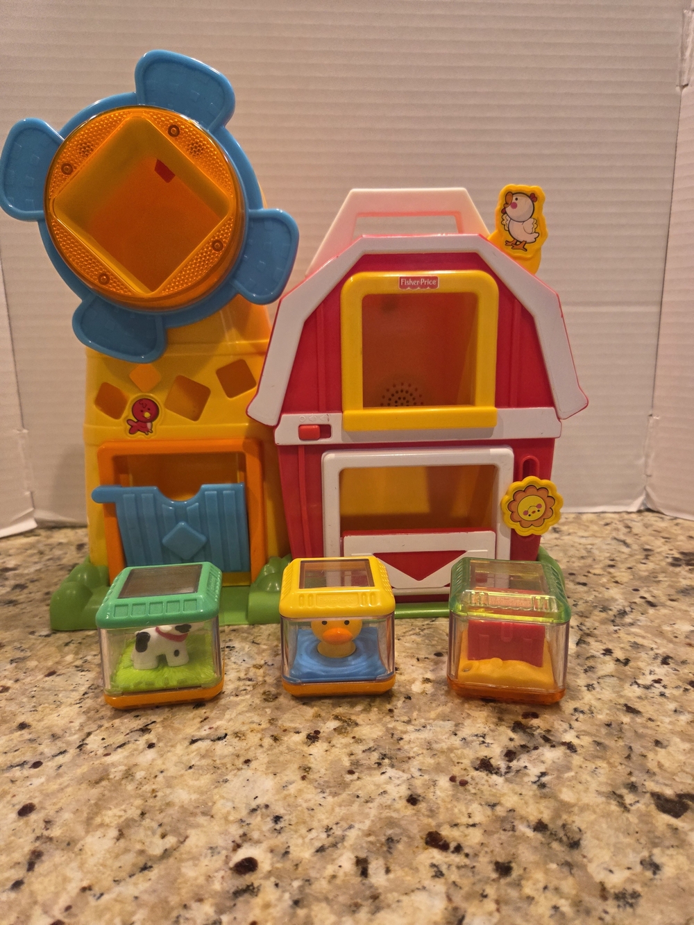 Fisher Price Peek A Boo Blocks Farm Barn Silo Works 2006 Sensory Toys Vintage